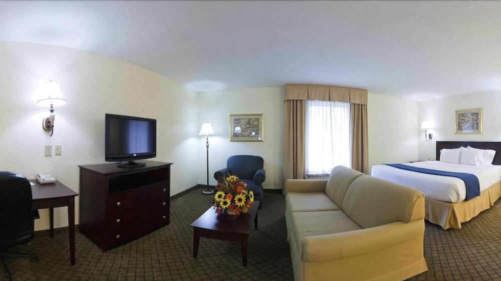 Clarion Pointe-Dillard Near Blue Ridge Mountains Hotell Eksteriør bilde
