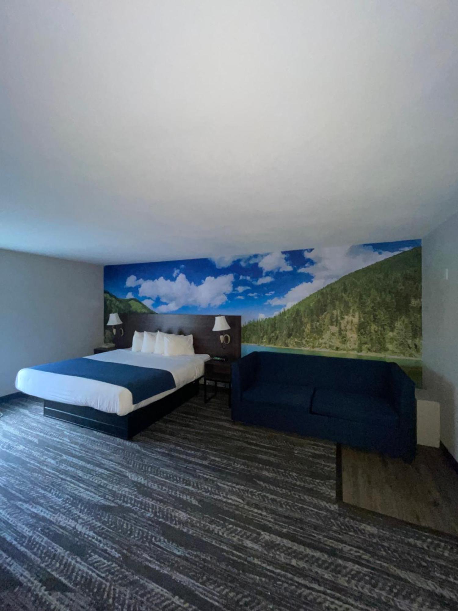 Clarion Pointe-Dillard Near Blue Ridge Mountains Hotell Eksteriør bilde