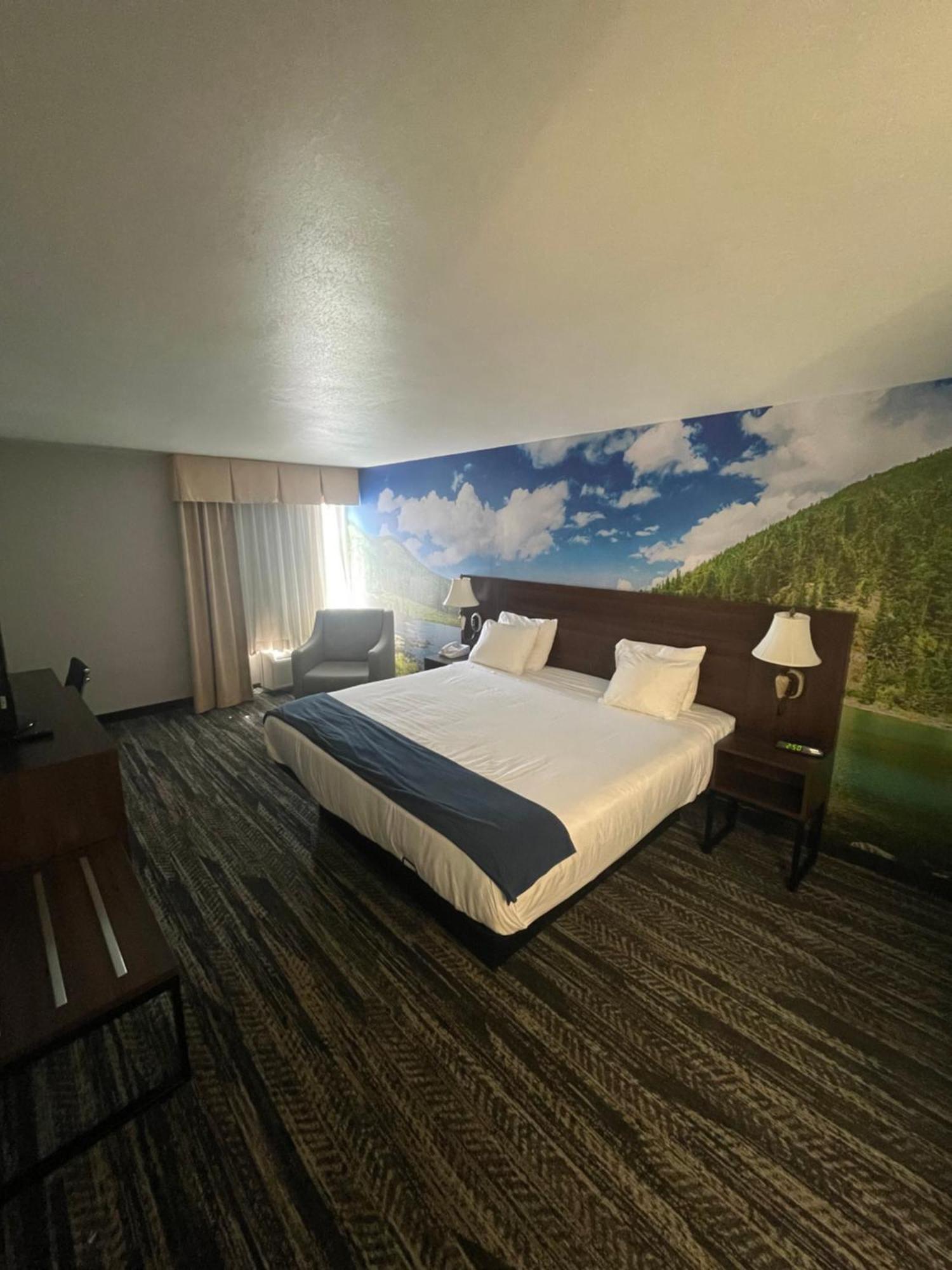 Clarion Pointe-Dillard Near Blue Ridge Mountains Hotell Eksteriør bilde